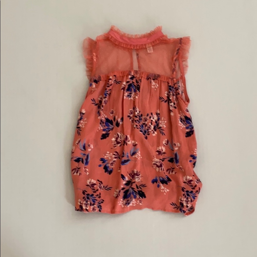 ✨NEW✨pink flowy halter tank